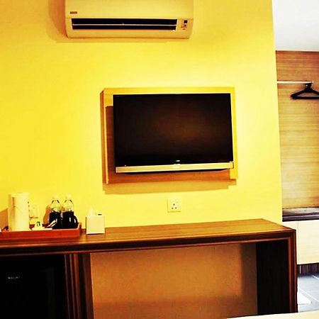 Hotel Sara'S Inn, Shah Alam Eksteriør billede